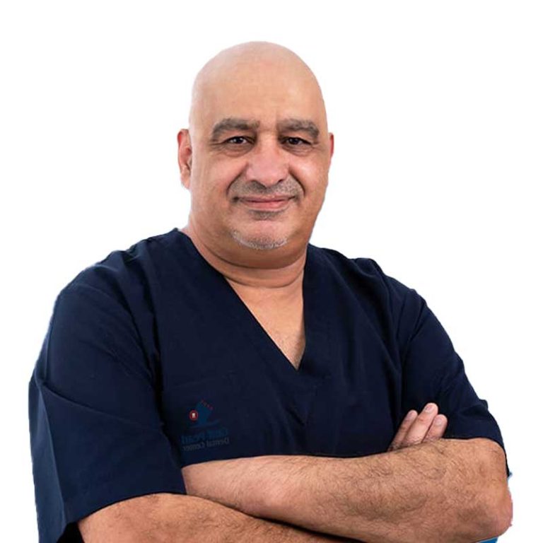 دكتور المعتز بالله طبيب أسنان